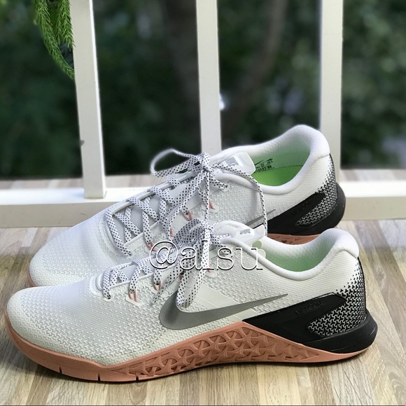 Nike Shoes - NWT Nike Metcon 4 White/Tan WMNS